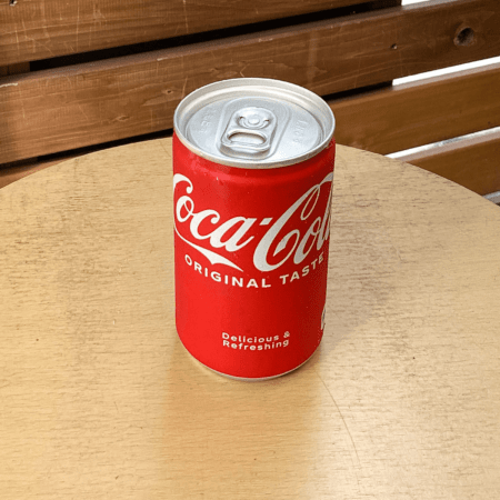 miniコーラ缶｜北九州市・小倉北区で鉄板焼きのお弁当のテイクアウト・デリバリーなら幸むすび